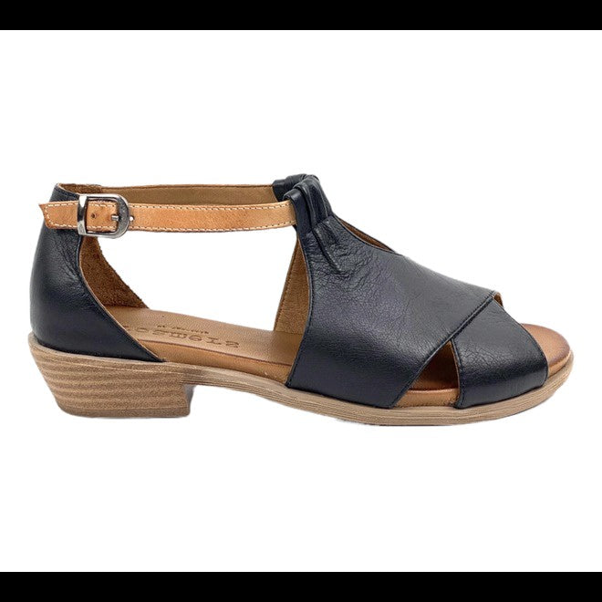 Roamers Joy Open-Toe Flat