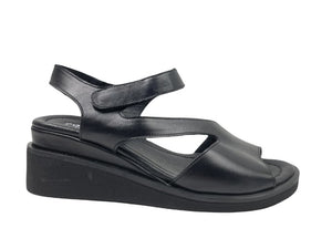 Spark Sandal by Roamers
